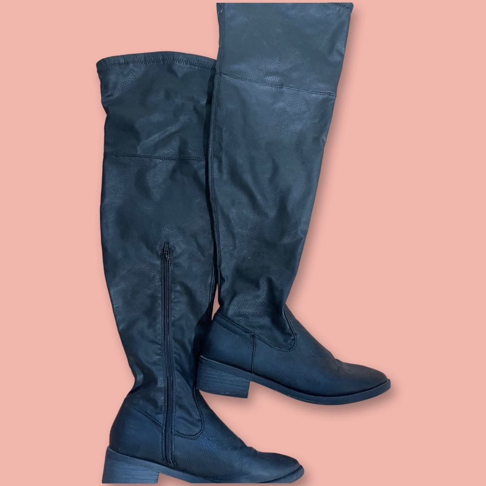 ROCK & REPUBLIC OVER THE KNEE BOOTS